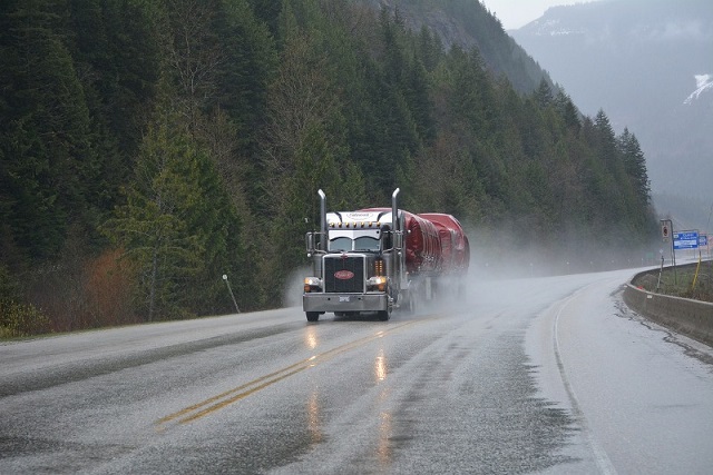 Conseils pour garantir la sécurité et l’efficacité dans le transport routier